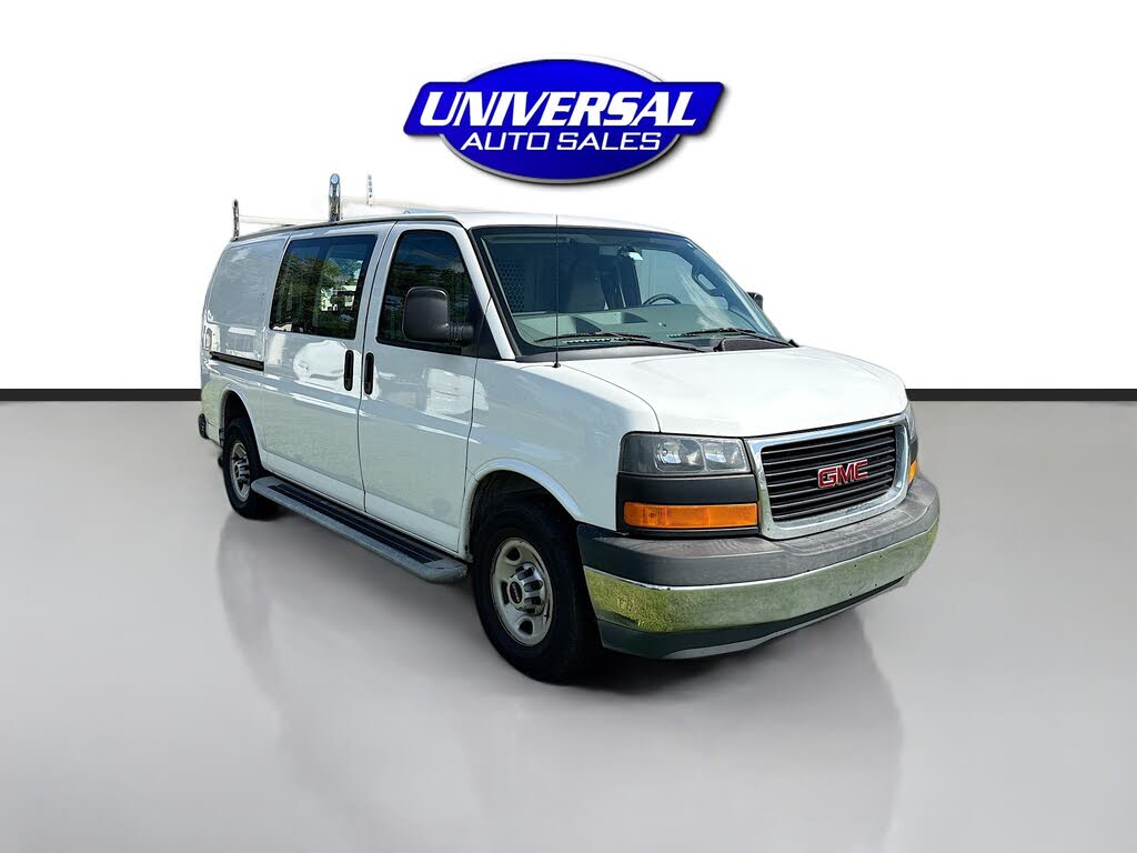 2017 GMC Savana Cargo 2500 RWD