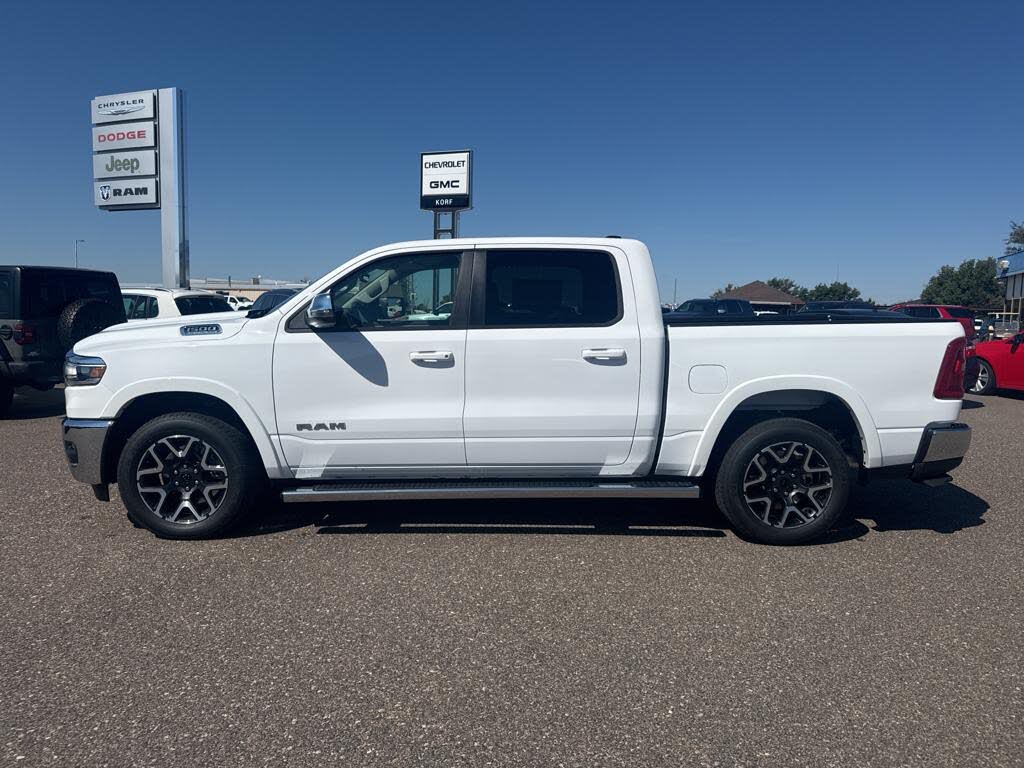 2026 RAM 1500 Laramie Crew Cab 4WD