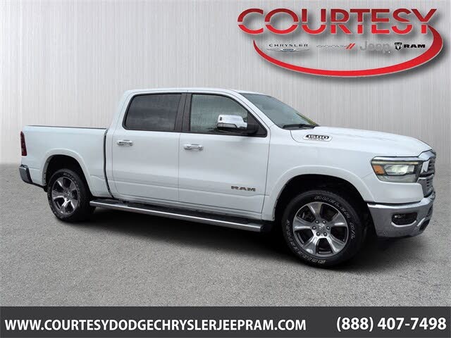 2022 RAM 1500 Laramie Crew Cab 4WD