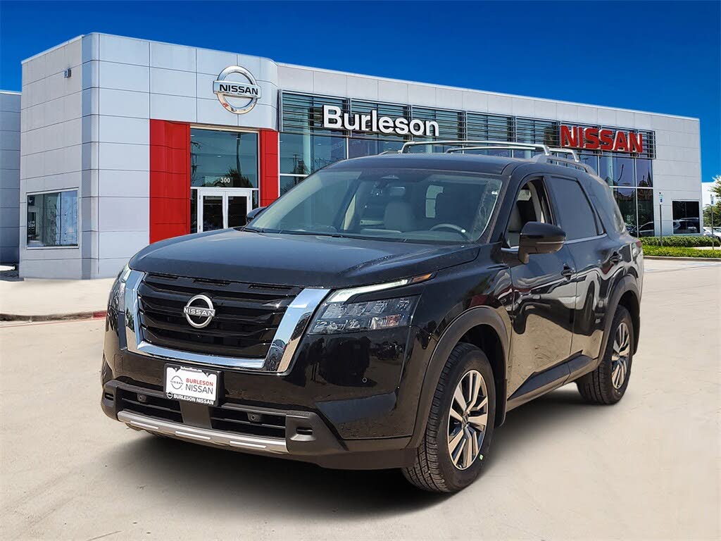 2025 Nissan Pathfinder SL FWD