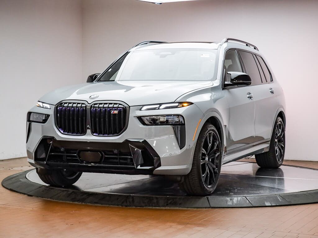 2026 BMW X7 M60i AWD