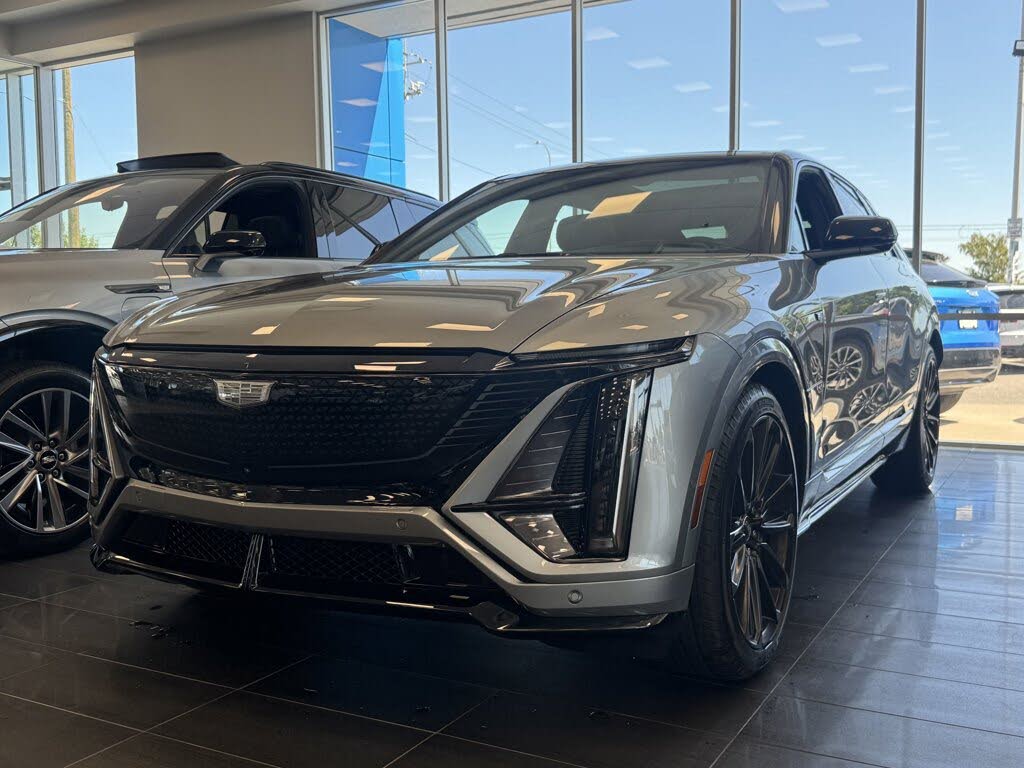 2026 Cadillac LYRIQ-V Premium AWD