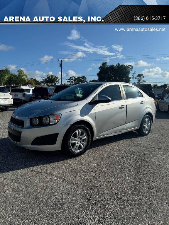 2016 Chevrolet Sonic LT Sedan FWD