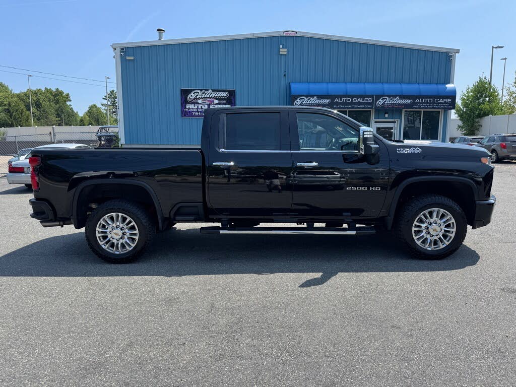 2022 Chevrolet Silverado 2500HD High Country Crew Cab 4WD