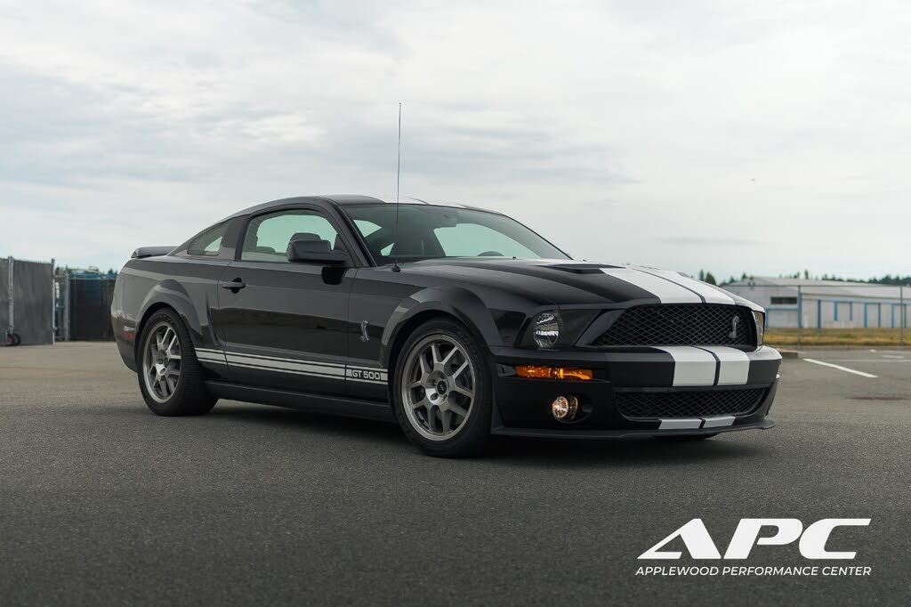 Ford Mustang Shelby GT500 Coupe RWD 2007