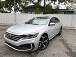 Volkswagen Passat 2.0T R-Line FWD