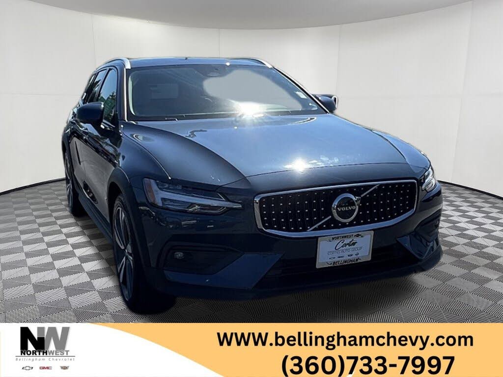 2023 Volvo V60 Cross Country B5 Plus AWD