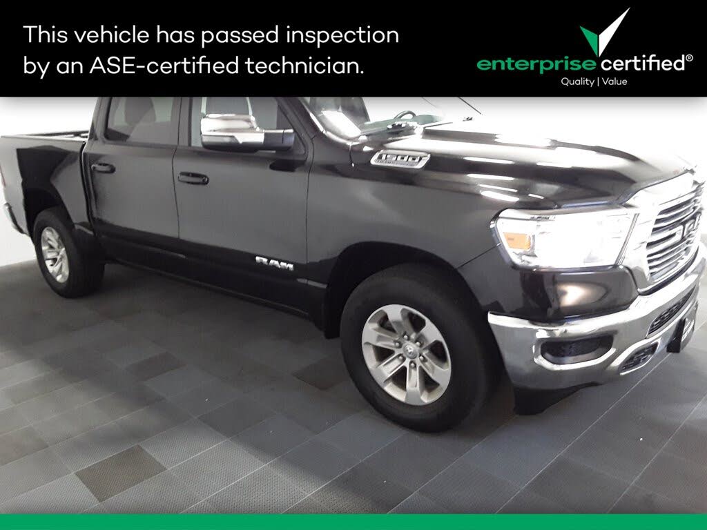 2024 RAM 1500 Laramie Crew Cab 4WD