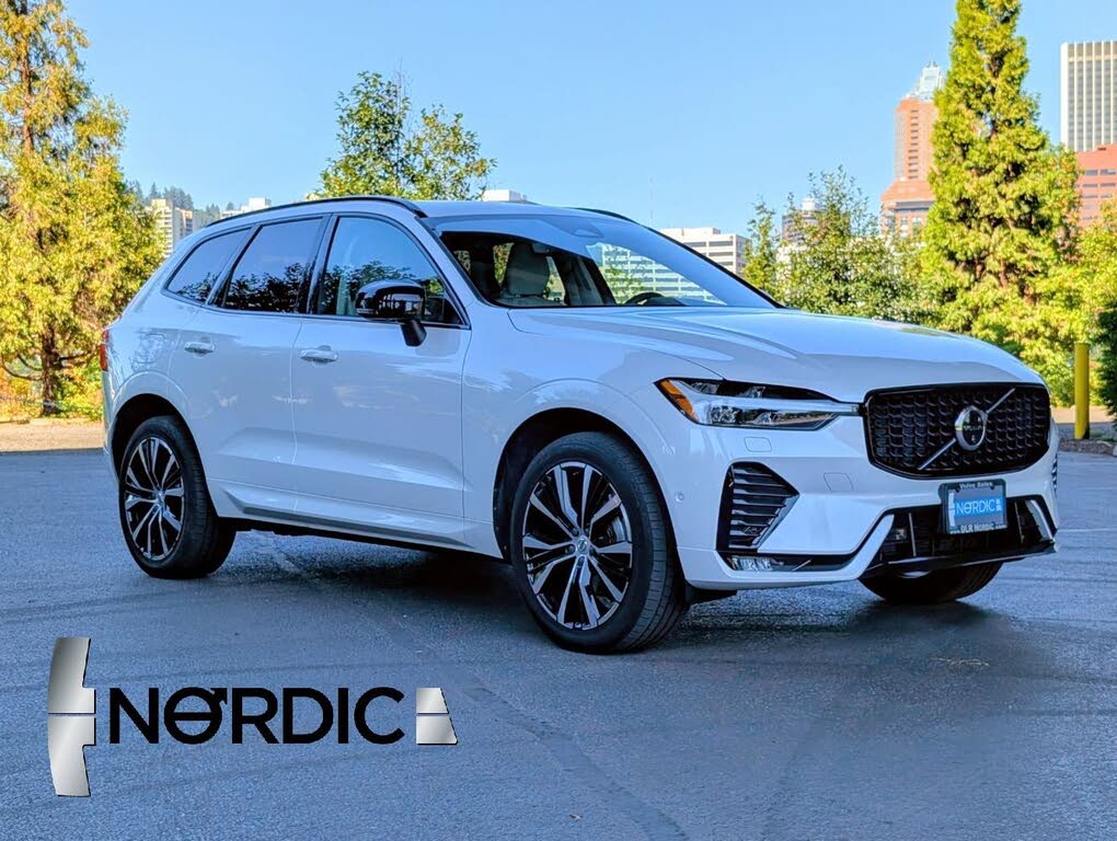 2023 Volvo XC60 B5 Plus Dark Theme AWD