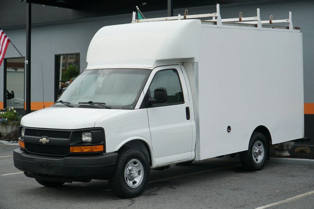 2016 Chevrolet Express Chassis 3500 139 Cutaway with 1WT RWD