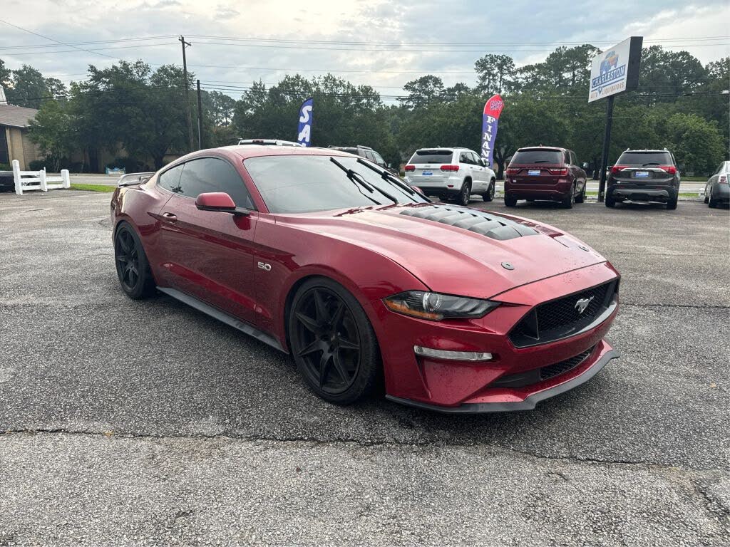 2018 Ford Mustang GT Premium Coupe RWD
