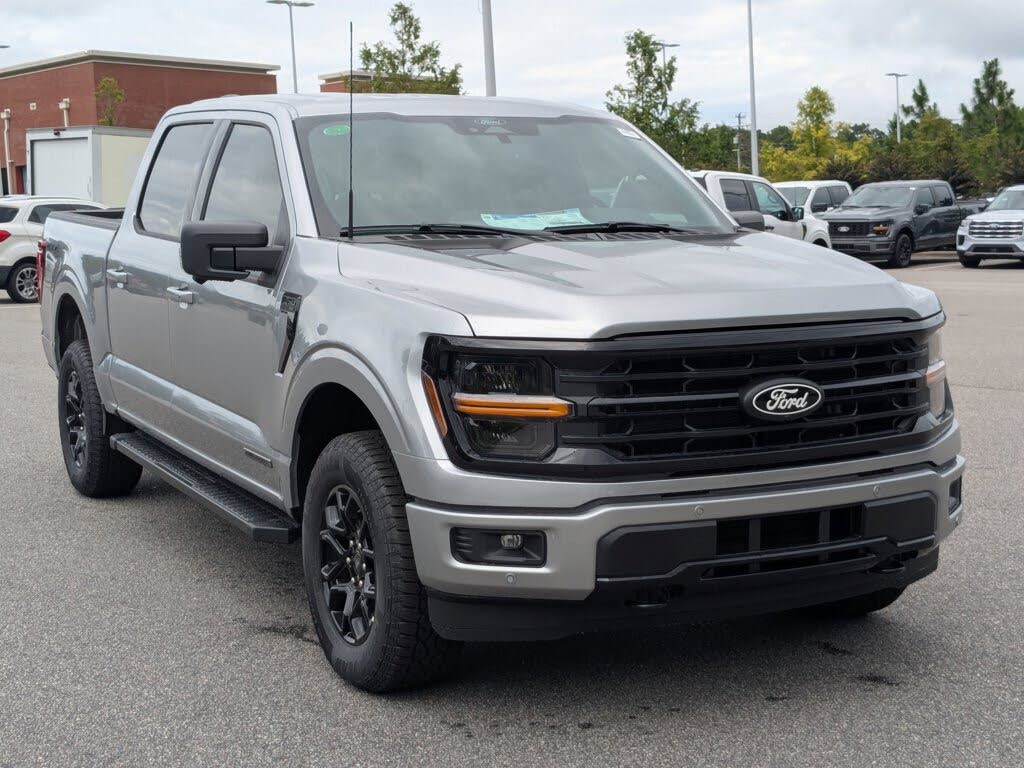 2025 Ford F-150 XLT SuperCrew 4WD