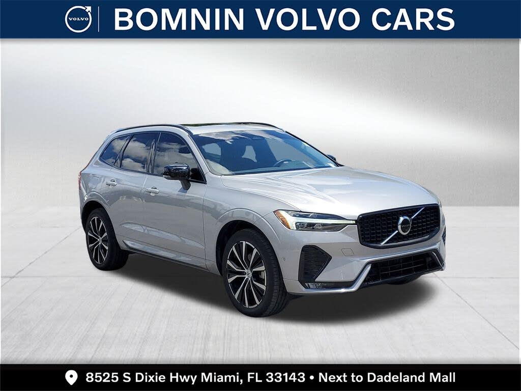 2023 Volvo XC60 B5 Plus Dark Theme FWD