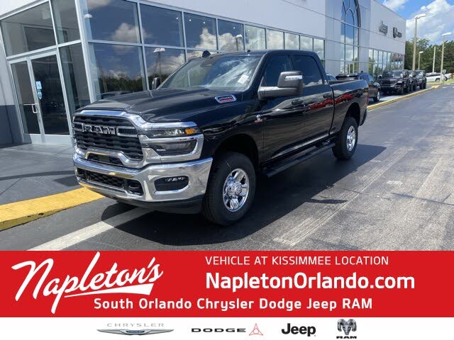 2025 RAM 2500 Tradesman Crew Cab 4WD