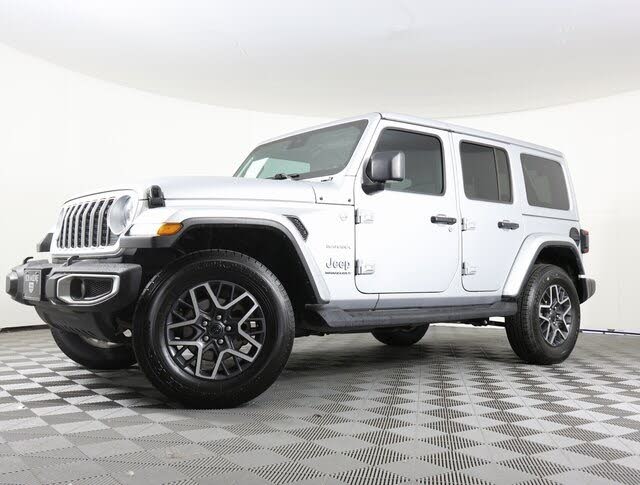 2024 Jeep Wrangler Sahara 4-Door 4WD