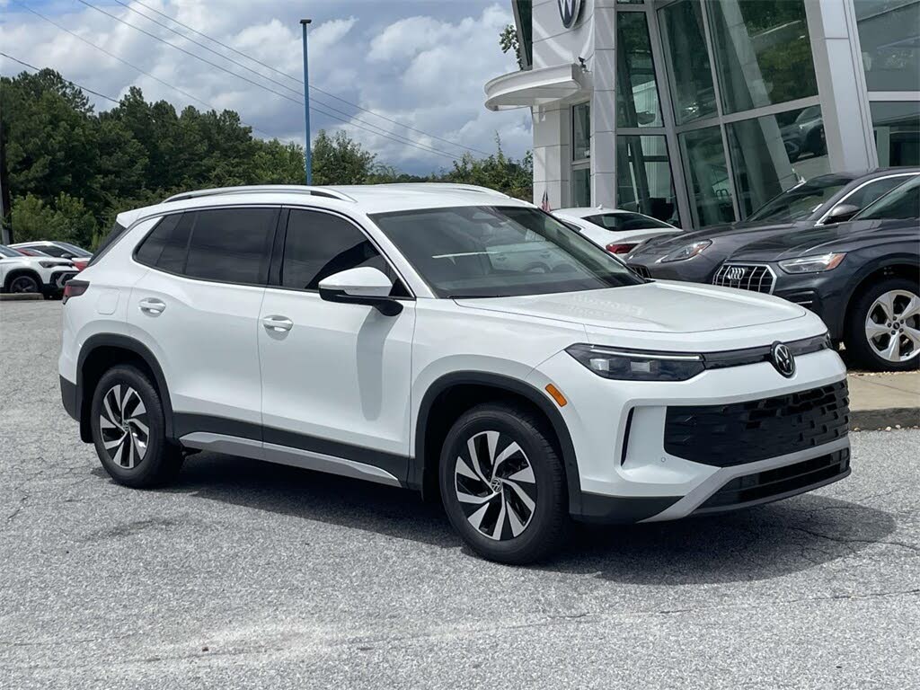 2025 Volkswagen Tiguan S FWD