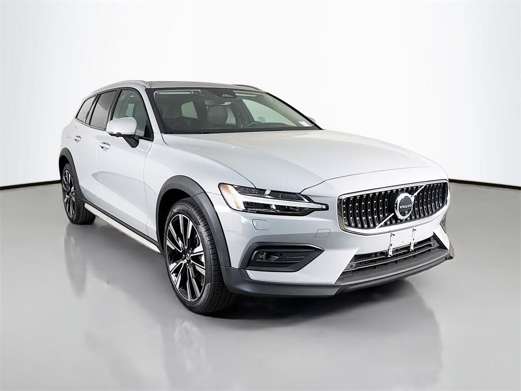 2026 Volvo V60 Cross Country B5 Ultra AWD