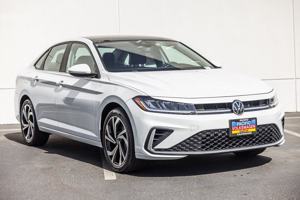 2025 Volkswagen Jetta SEL FWD