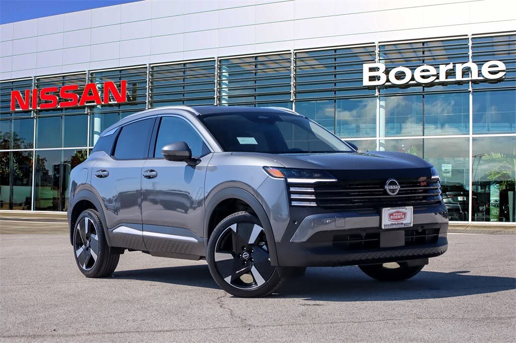 2025 Nissan Kicks SR AWD