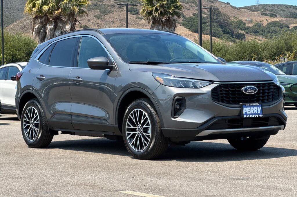 2025 Ford Escape Hybrid Plug-in FWD