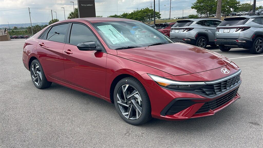 2025 Hyundai Elantra SEL Sport FWD