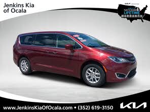 Chrysler Pacifica Touring FWD