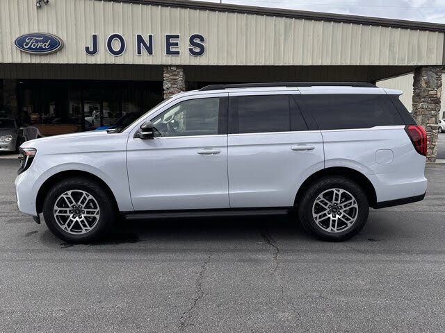 2025 Ford Expedition Active 4WD