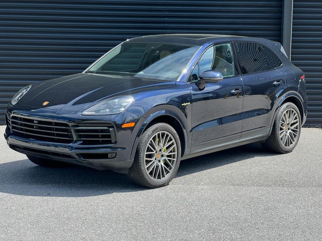 2022 Porsche Cayenne AWD