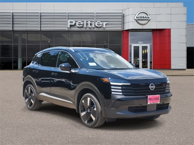 2025 Nissan Kicks SR FWD