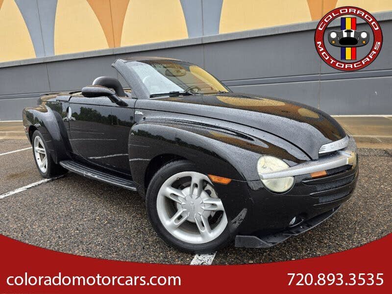 2004 Chevrolet SSR LS RWD