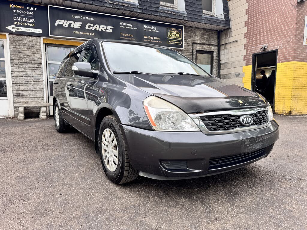2012 Kia Sedona LX