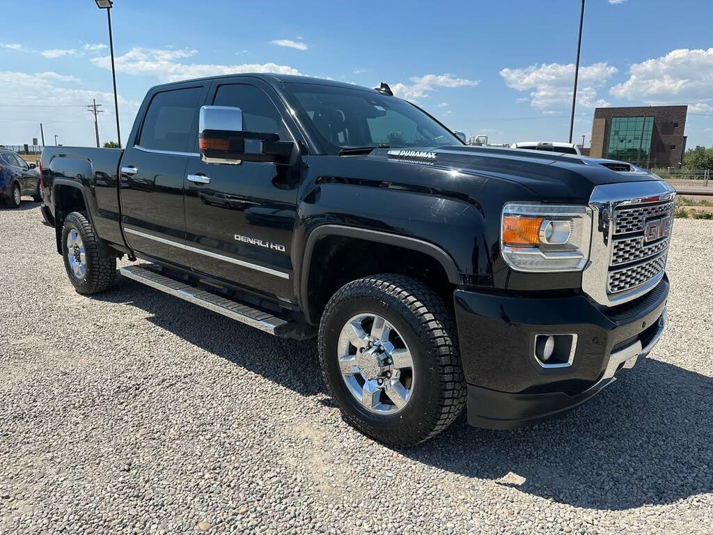 2018 GMC Sierra 3500HD Denali Crew Cab LB DRW 4WD