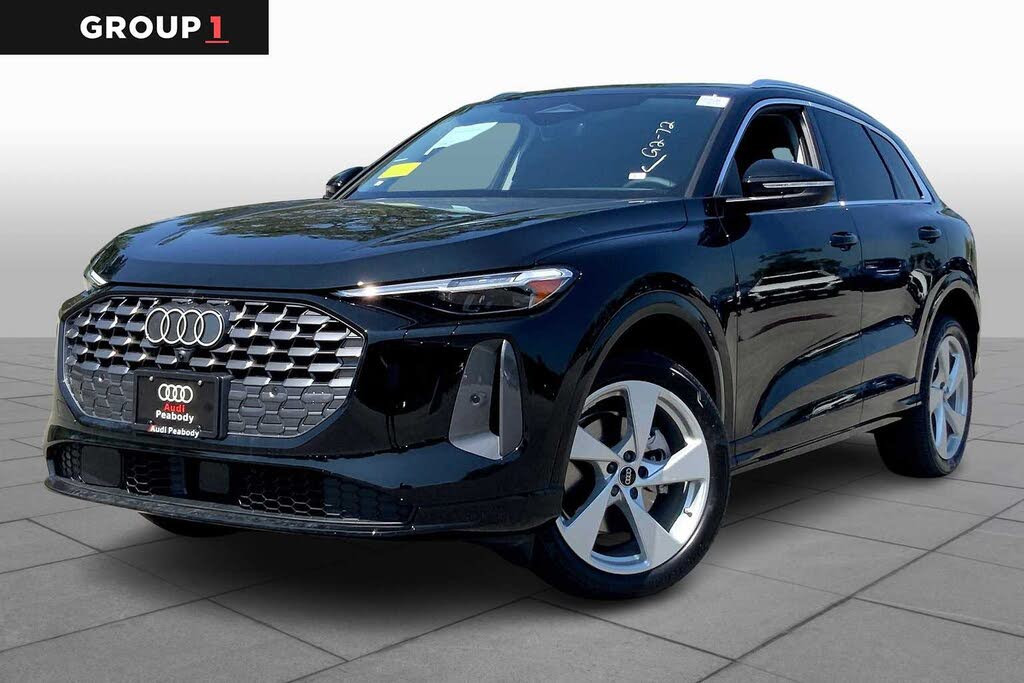 2025 Audi Q5 quattro Premium Plus 40 TFSI