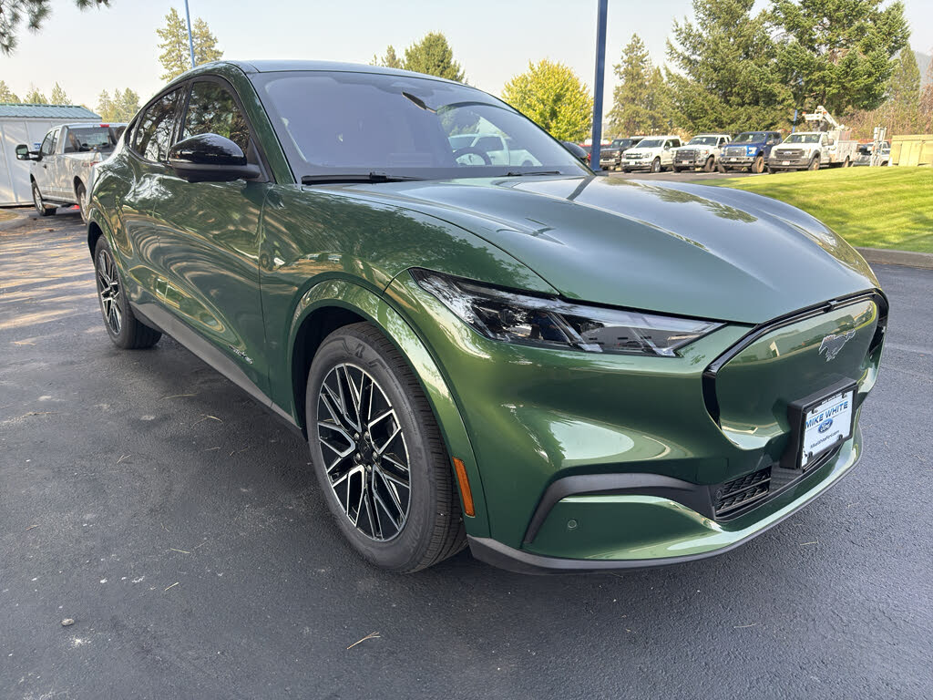 2025 Ford Mustang Mach-E Premium AWD