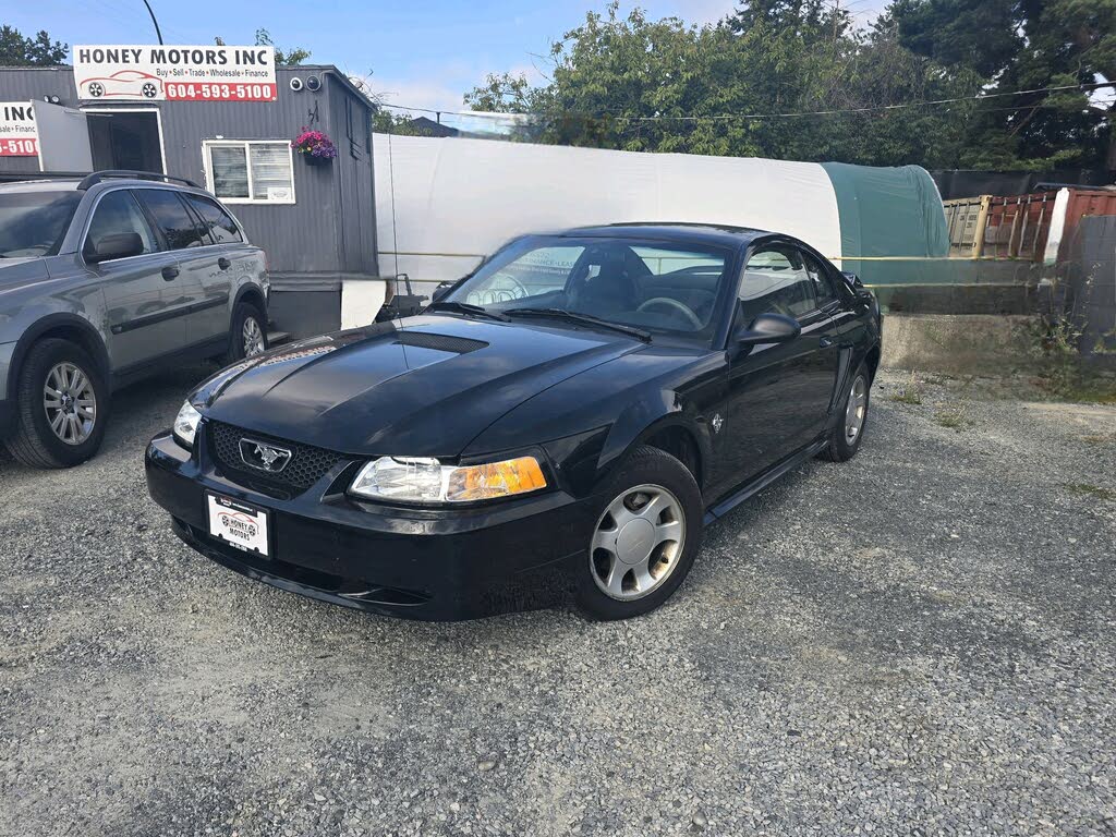1999 Ford Mustang Coupe RWD