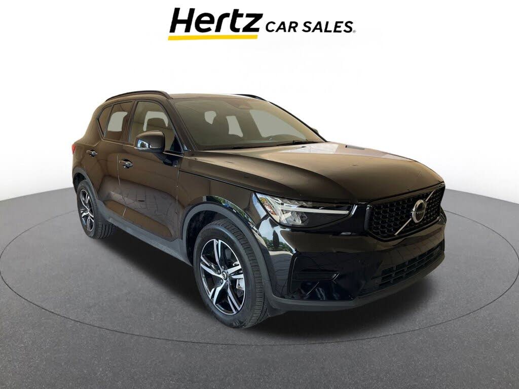 2024 Volvo XC40