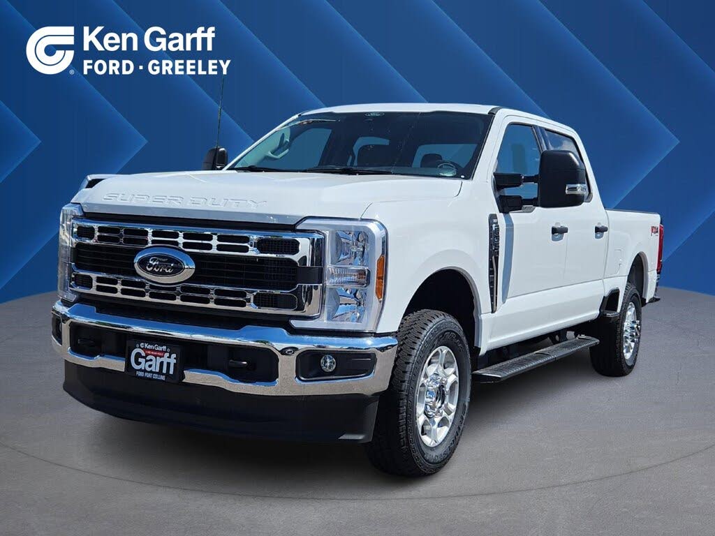 2025 Ford F-350 Super Duty XLT Crew Cab 4WD