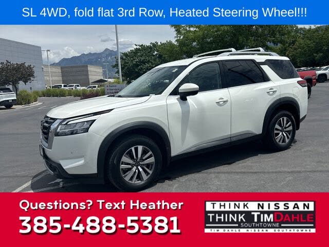 2023 Nissan Pathfinder SL 4WD