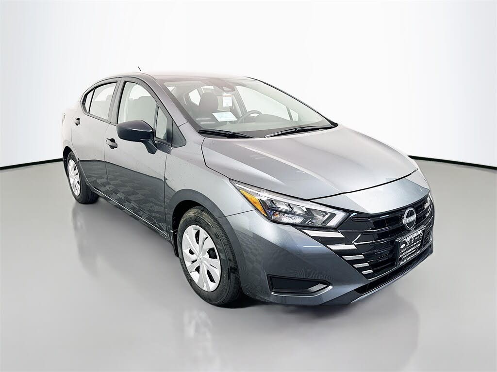 2025 Nissan Versa S FWD