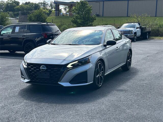 2024 Nissan Altima 2.5 SR FWD