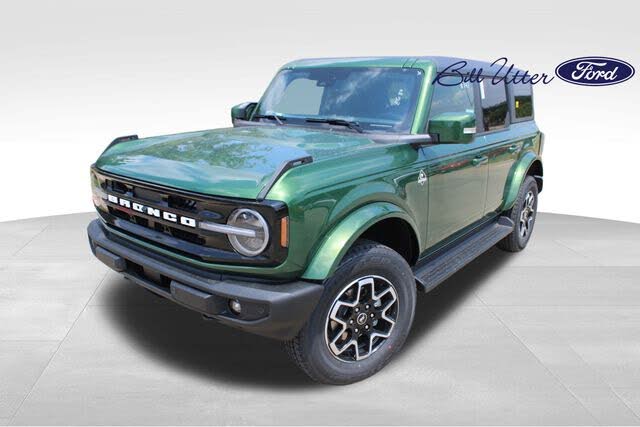 2025 Ford Bronco Outer Banks 4-Door 4WD