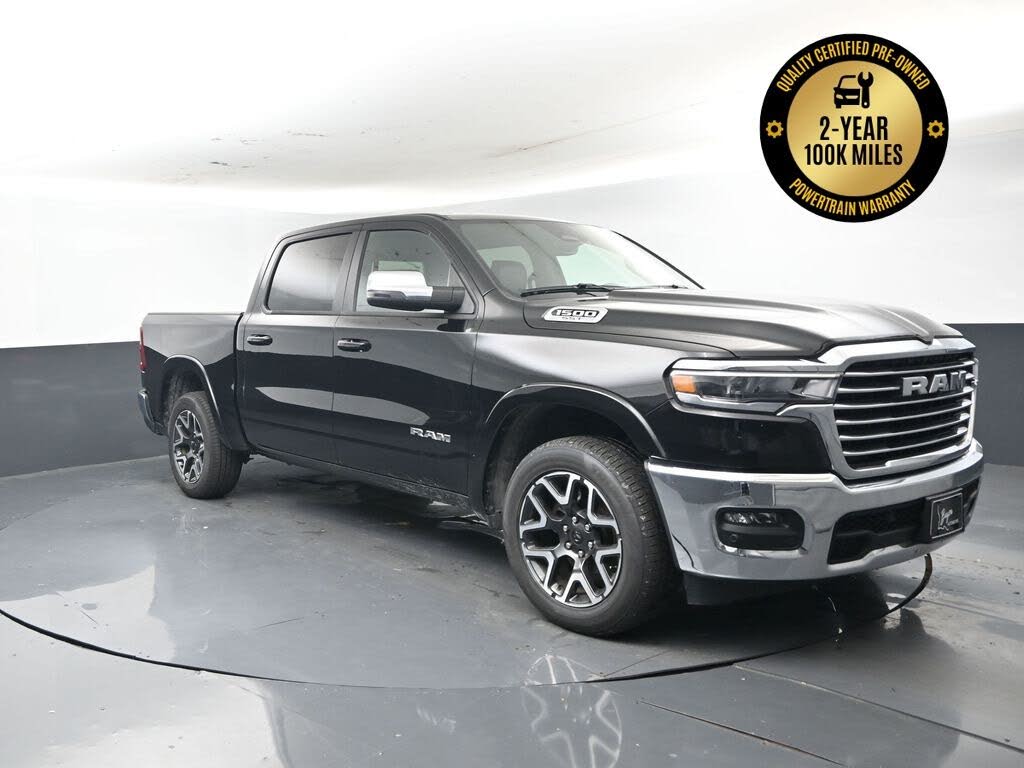 2025 RAM 1500 Laramie Crew Cab 4WD