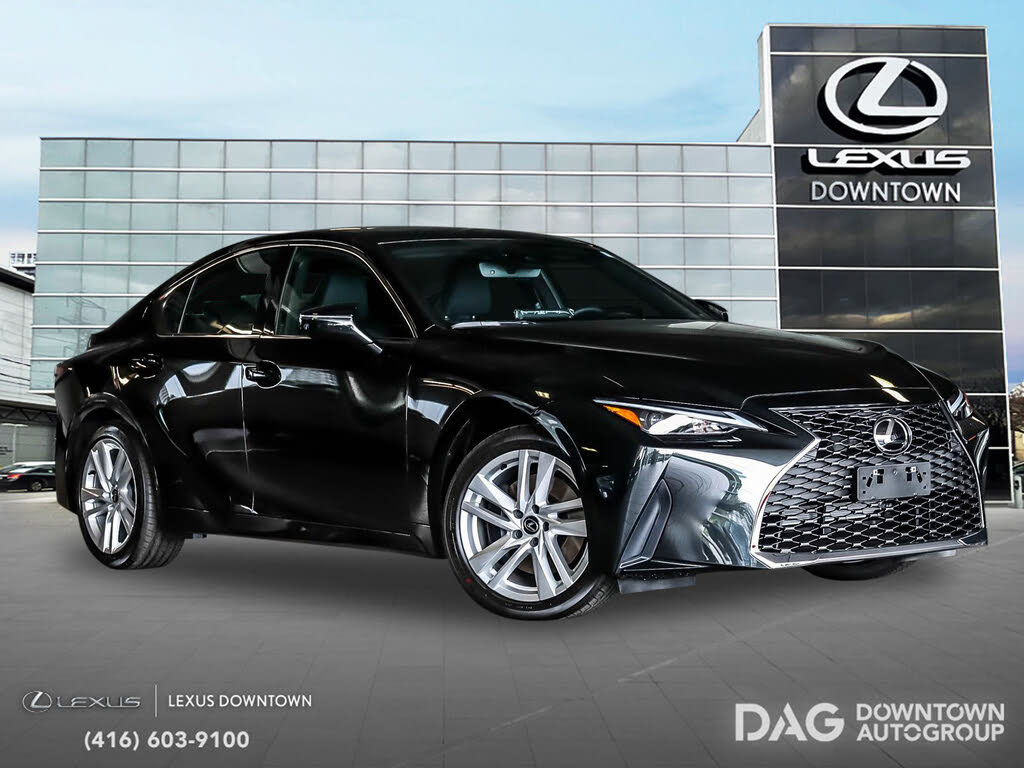Lexus IS 300 Premium AWD 2025