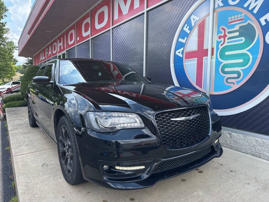 2018 Chrysler 300 S AWD