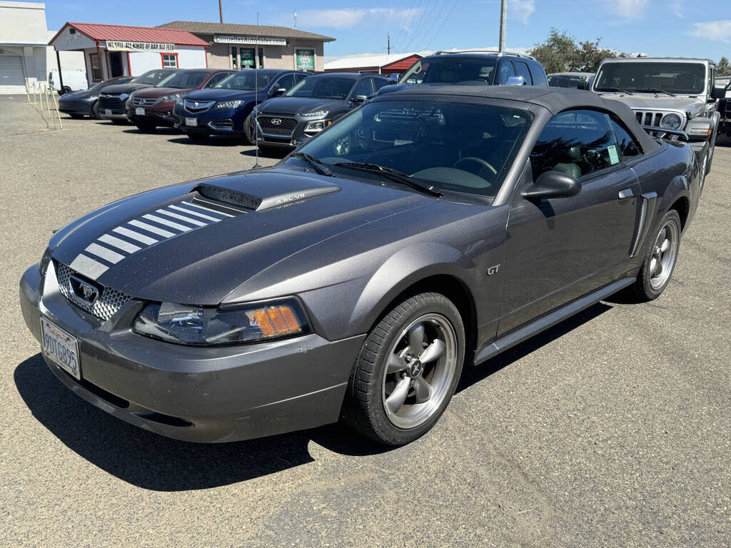 2003 Ford Mustang GT Deluxe Convertible RWD