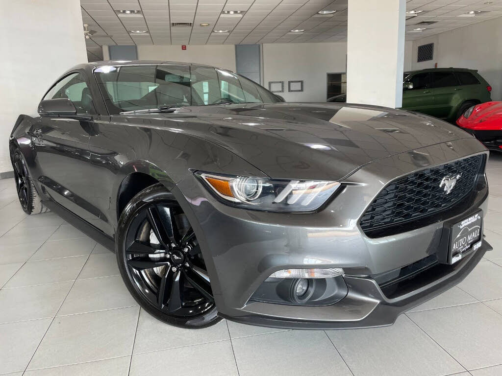 2015 Ford Mustang EcoBoost Coupe RWD