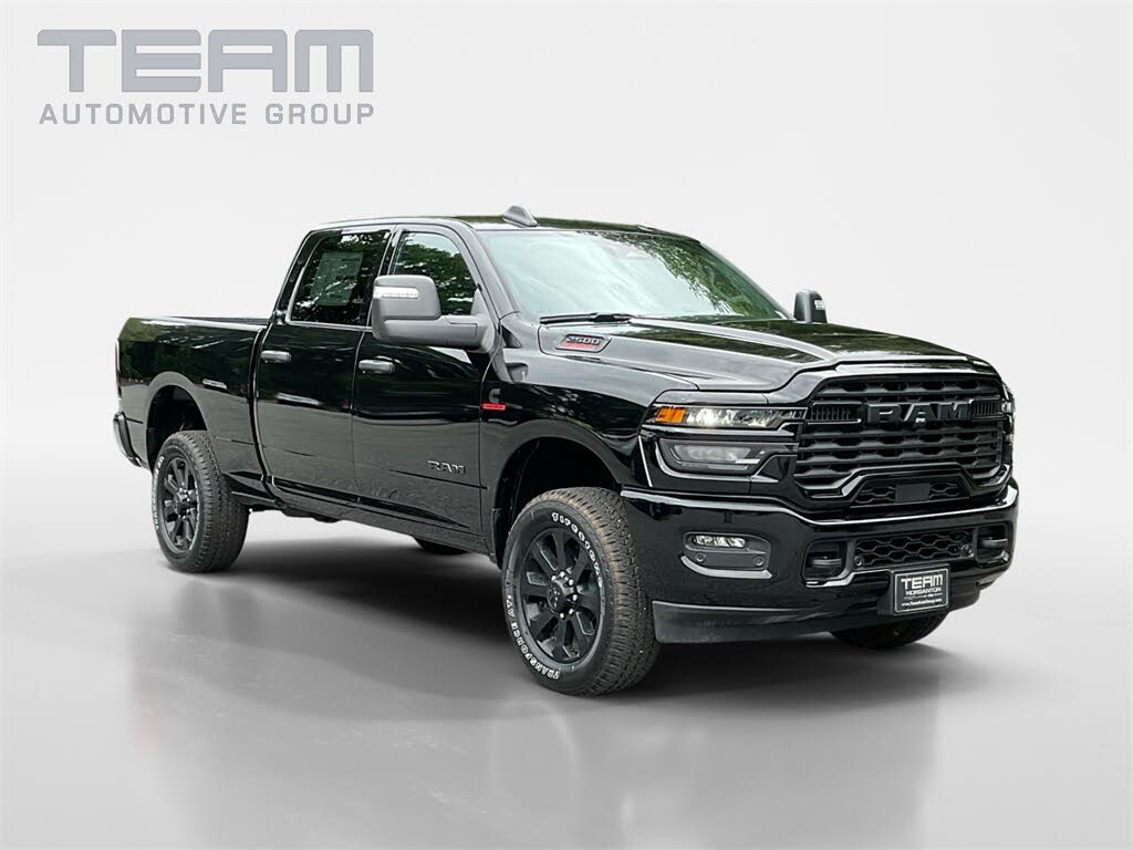 2025 RAM 2500 Big Horn Crew Cab 4WD
