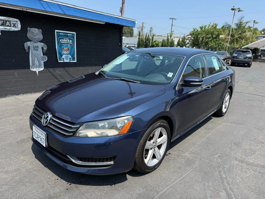 2014 Volkswagen Passat Wolfsburg Edition 1.8