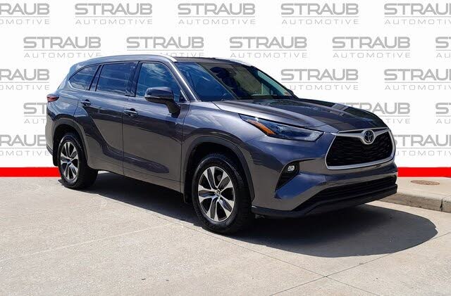 2022 Toyota Highlander XLE AWD