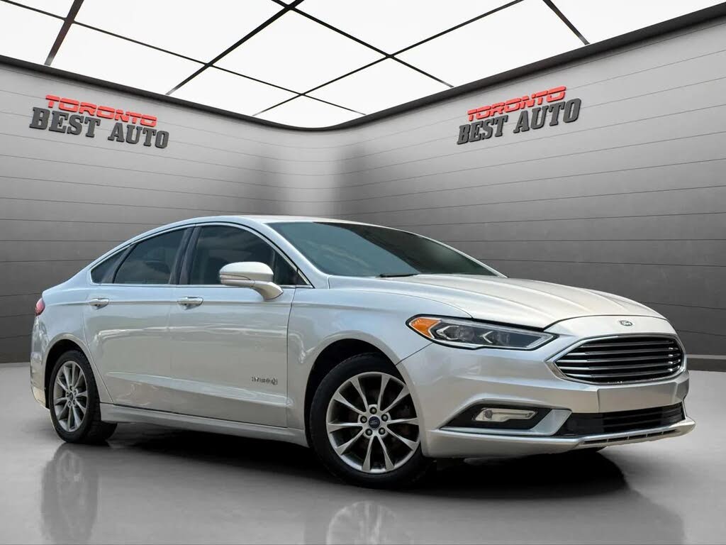 2017 Ford Fusion Hybrid SE FWD